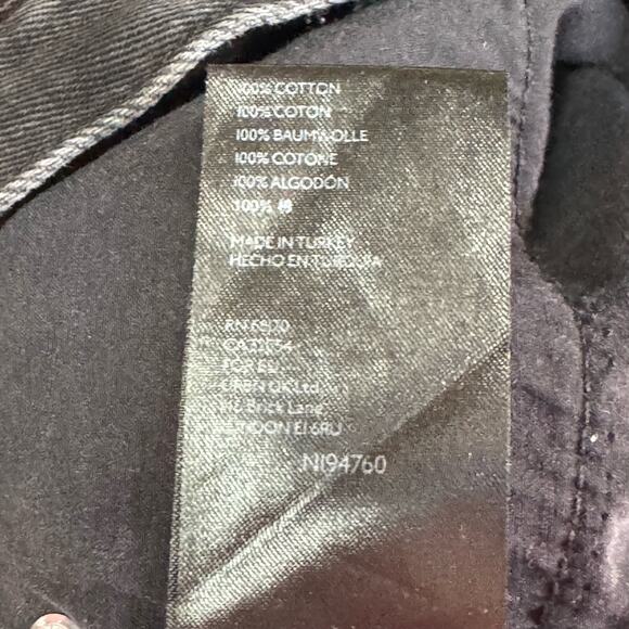 BDG‎ Relaxed Straight Jean Size 28 High Rise Distressed Grunge Streetwear Goth - Picture 8 of 11